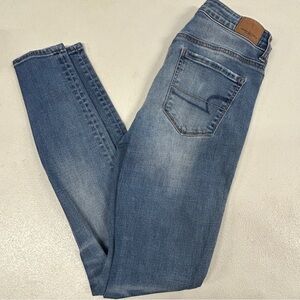 American Eagle Outfitters Super Stretch Hi Rise Jegging Jeans - Size 4 Long